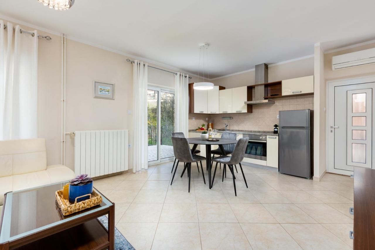 Apartman Marina Vrbnik Exteriér fotografie